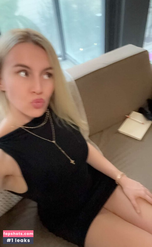 Vera Dijkmans Nude Leaks OnlyFans Photos #692 - LeakJerk