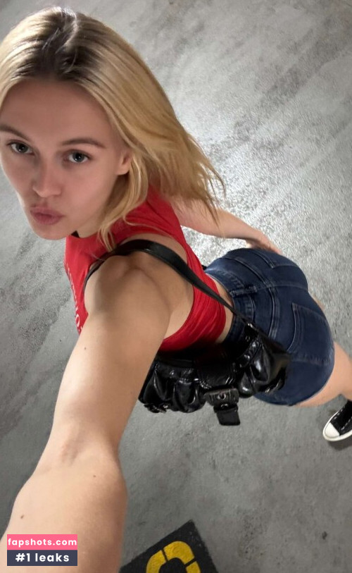 Vera Dijkmans Nude Leaks OnlyFans Photos #826 - LeakJerk