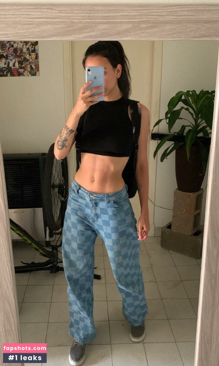 Vera Kaludi gallery photo #15