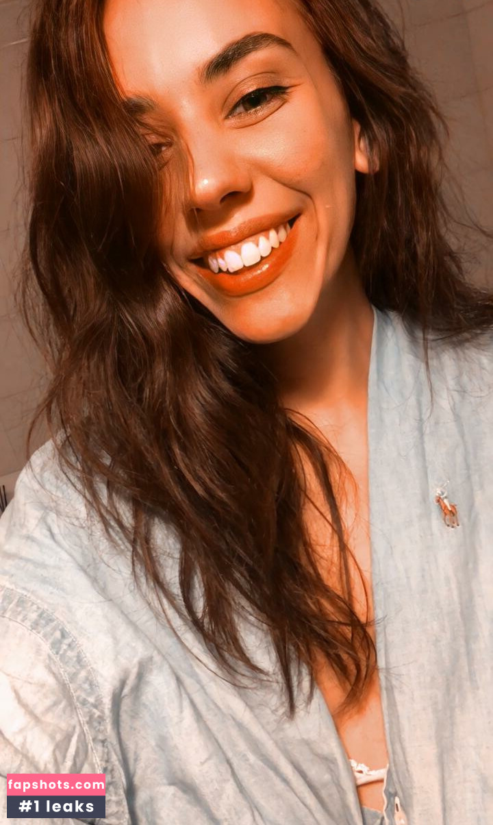 Vera Kaludi gallery photo #17