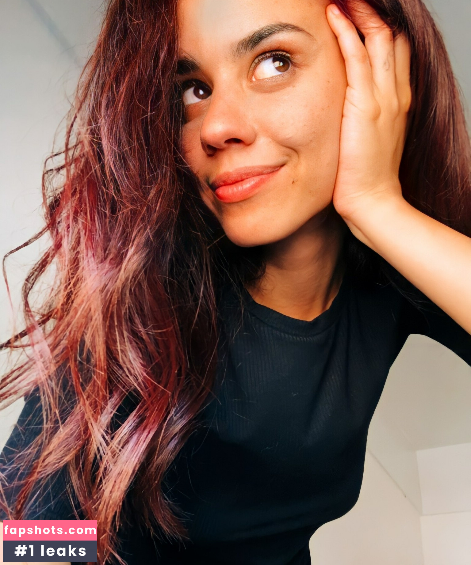 Vera Kaludi gallery photo #3