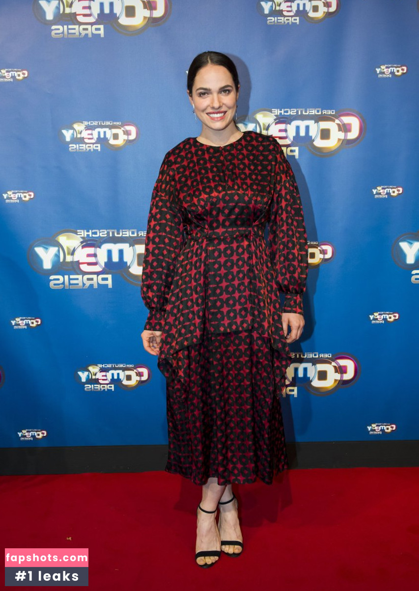 Verena Altenberger Nude Leaks OnlyFans Photos #20 - LeakJerk