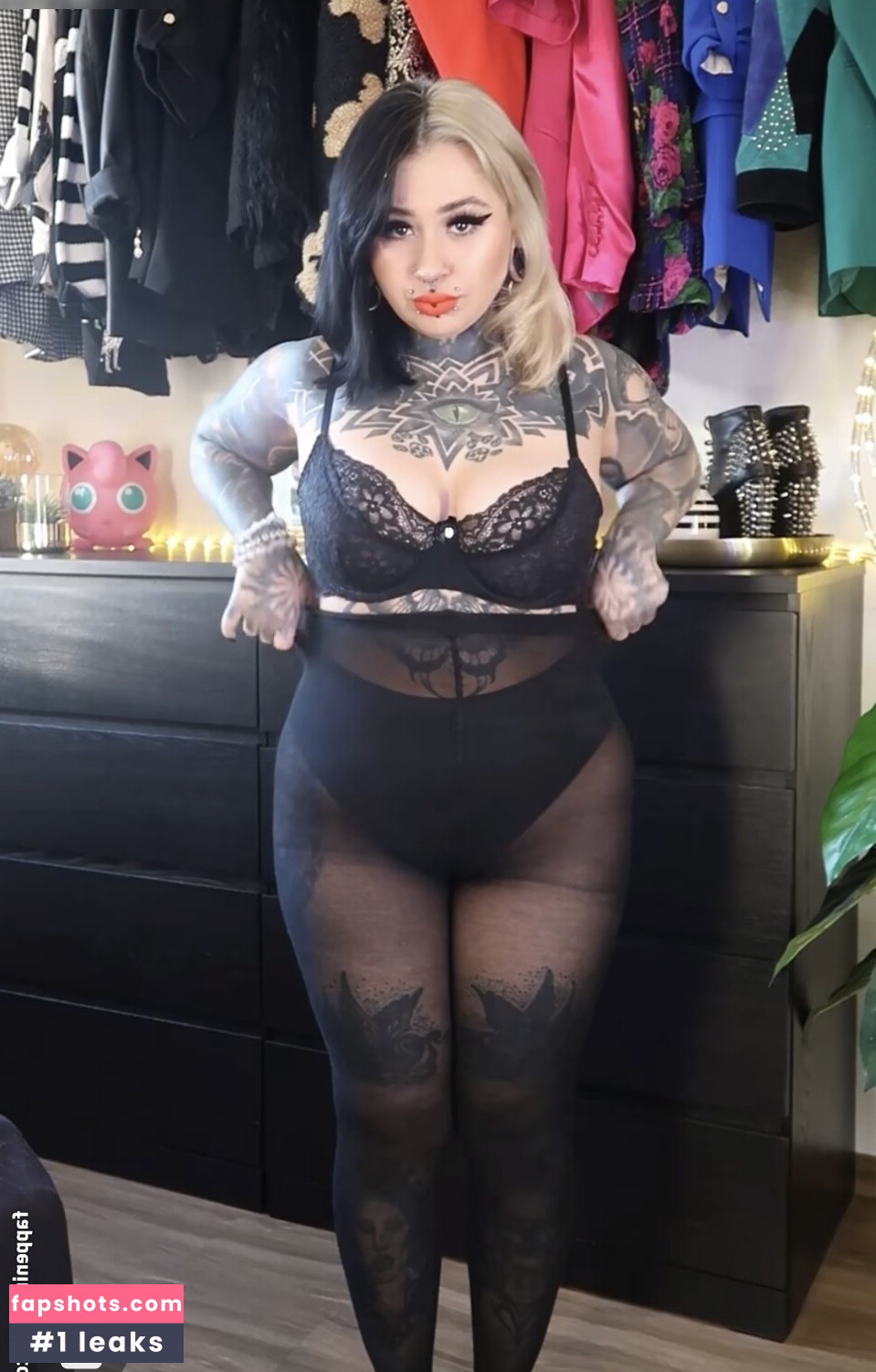 Verena Venus gallery photo #8