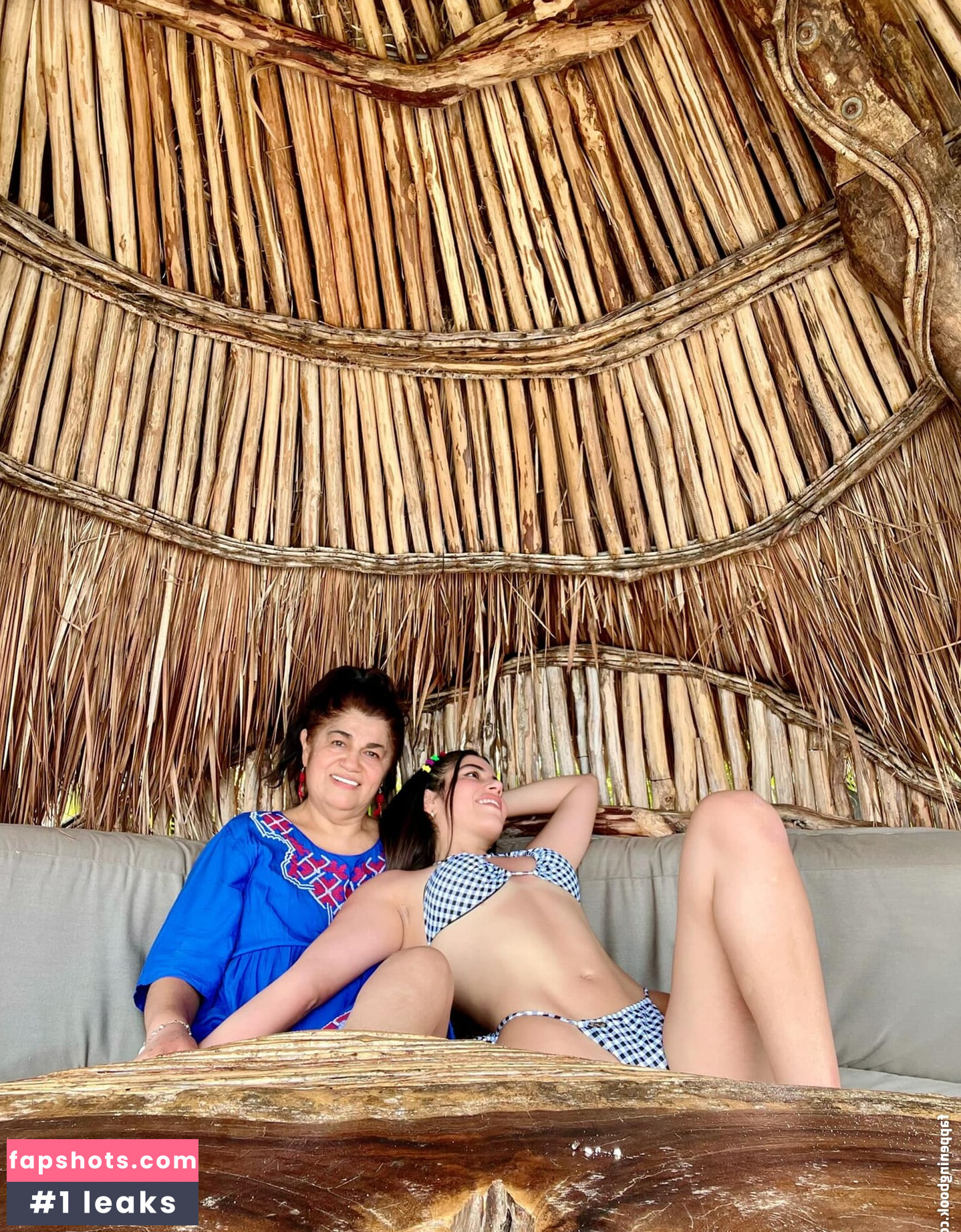 Verónica Boyer gallery photo #61