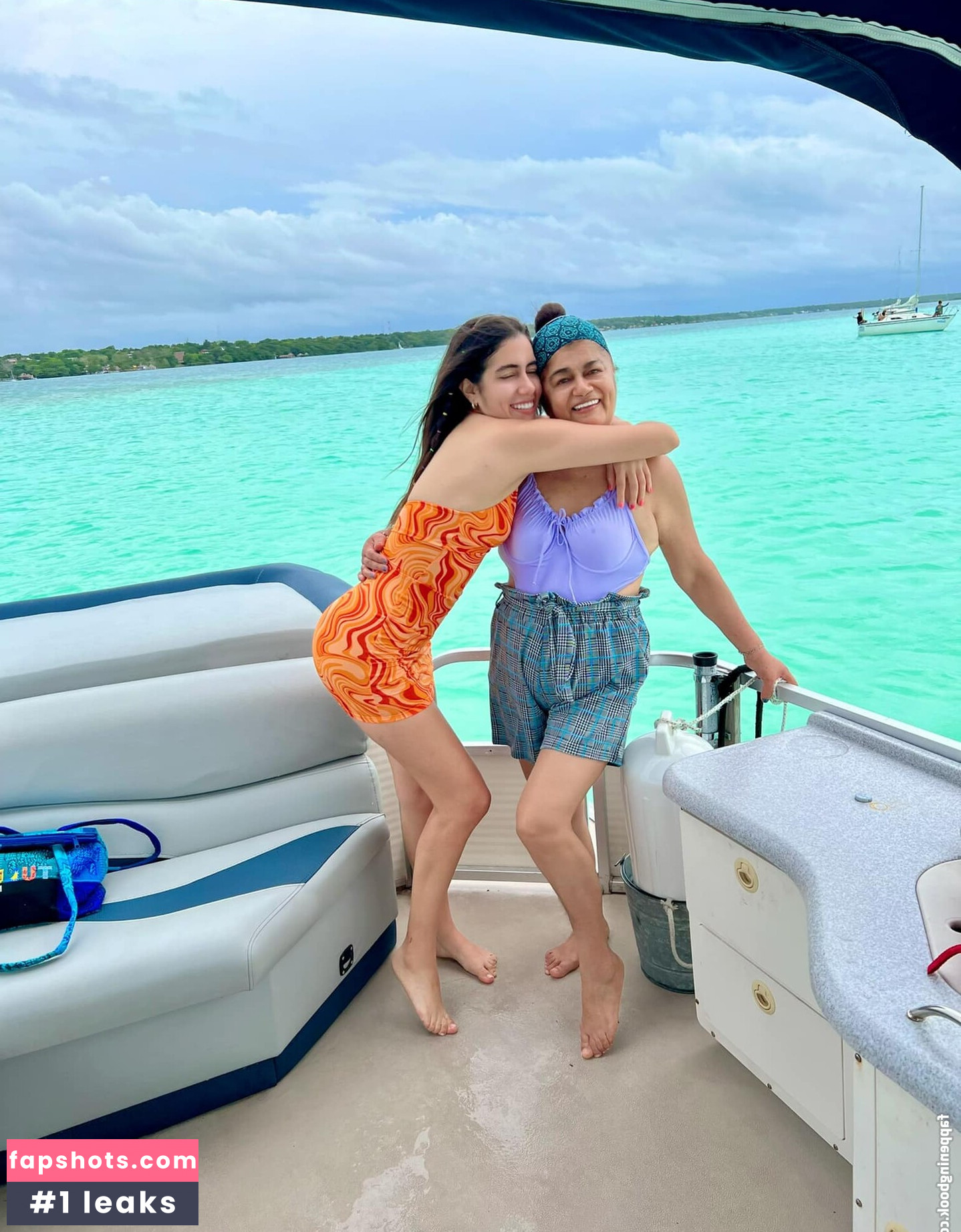 Verónica Boyer gallery photo #64