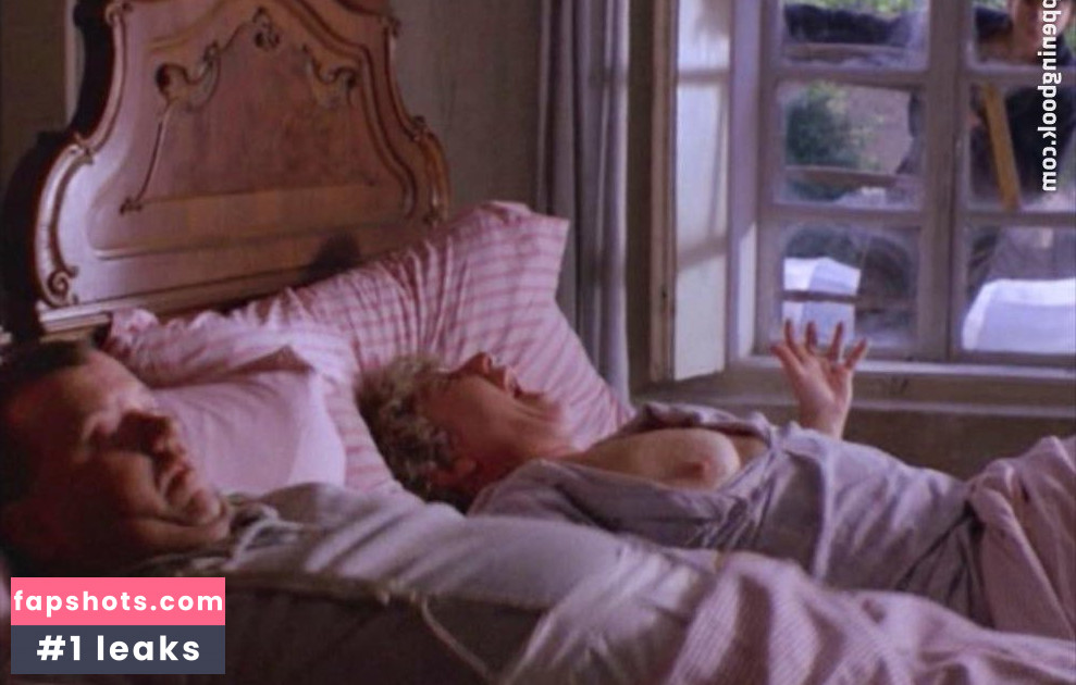 Veronica Clifford gallery photo #4