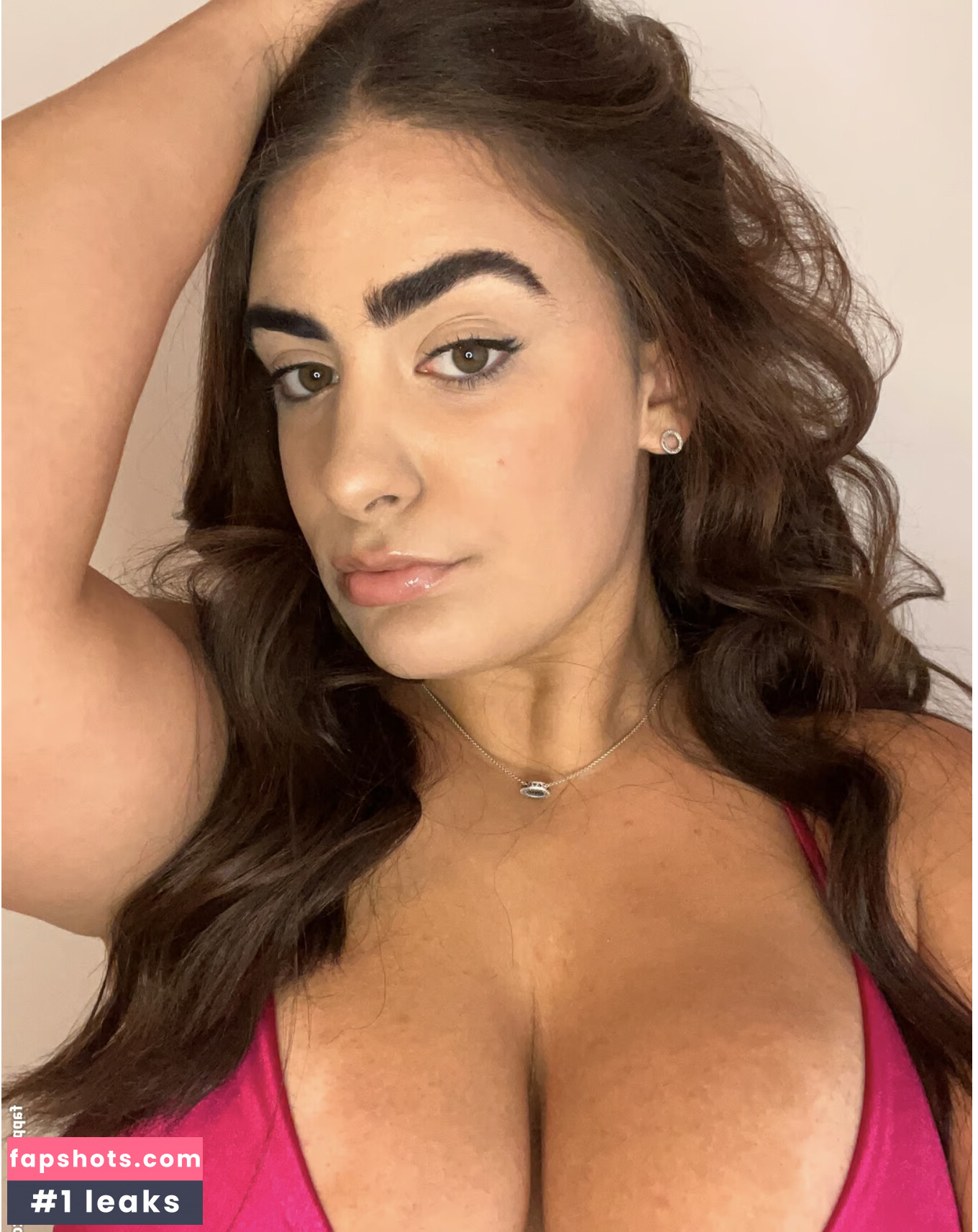 Veronica Correia gallery photo #27