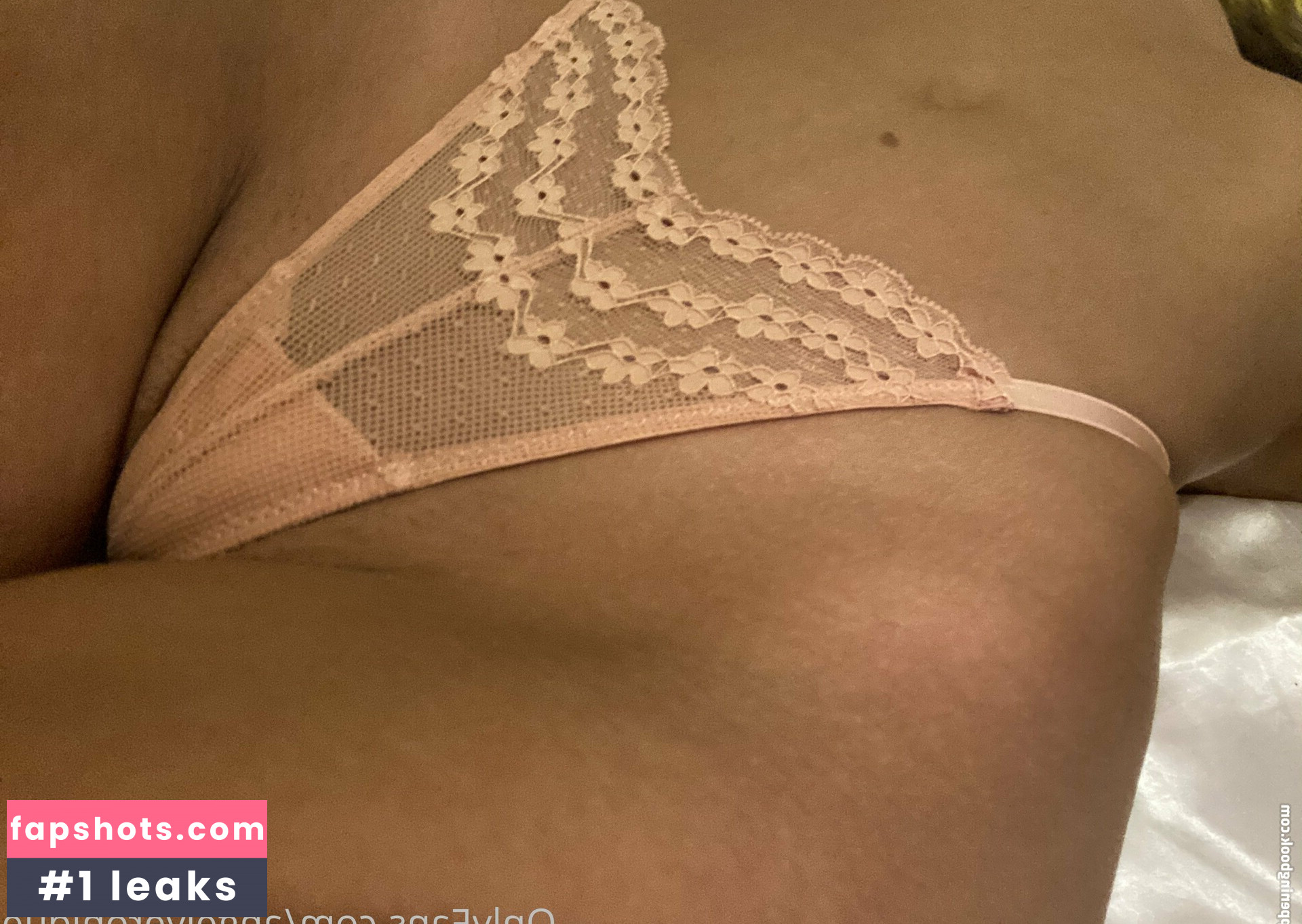 Veronica Desjardins Nude Leaks OnlyFans Photos #34 - LeakJerk