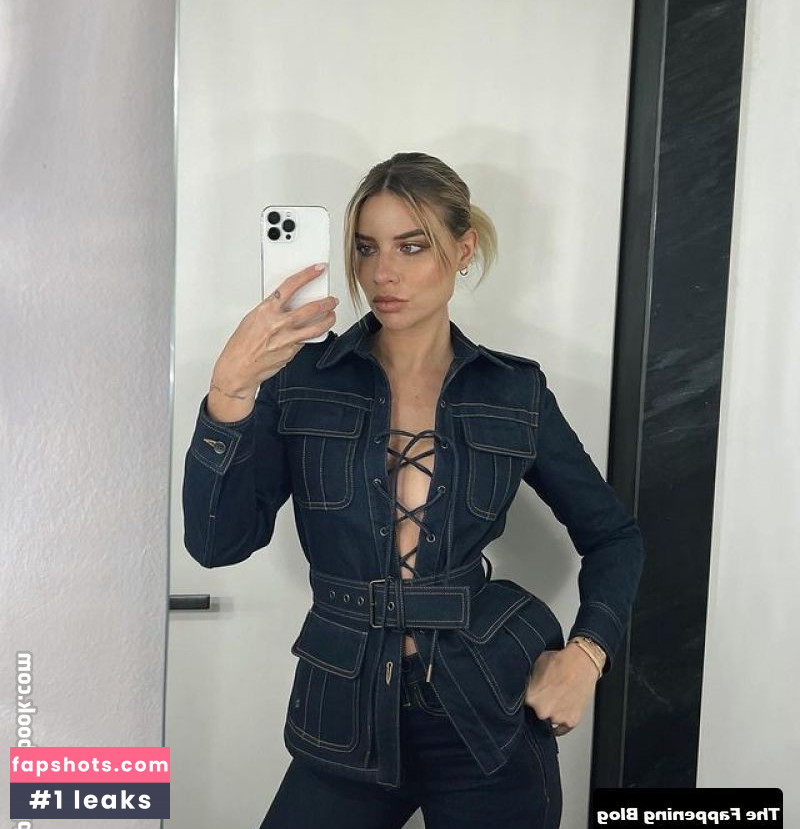 Veronica Ferraro Nude Leaks OnlyFans Photos #38 - LeakJerk