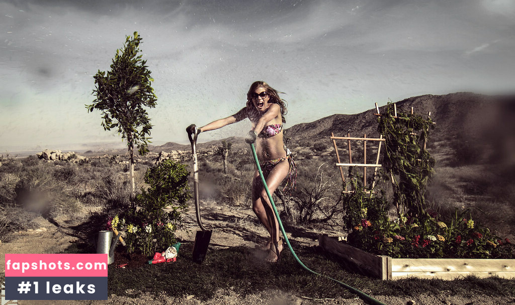 Verónica Flores gallery photo #4