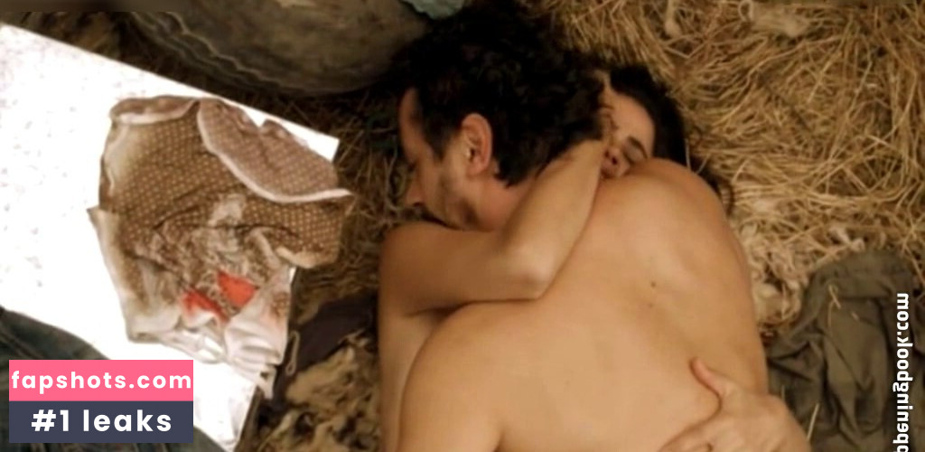 Veronica Gentili gallery photo #24