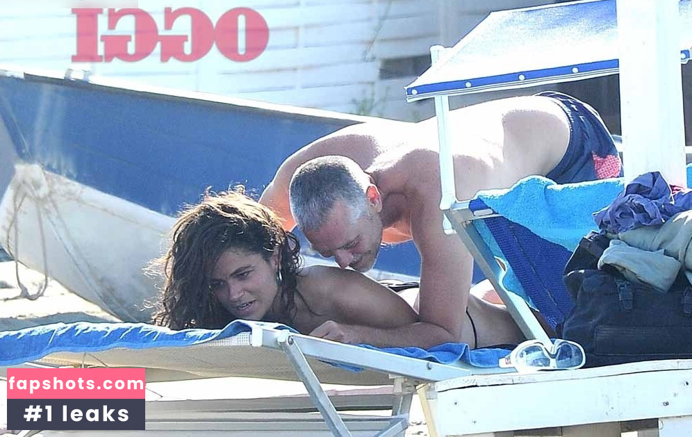 Veronica Gentili gallery photo #8