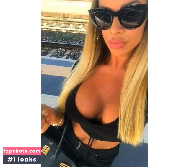 Veronica Graf Nude Leaks OnlyFans Photos #8 - LeakJerk