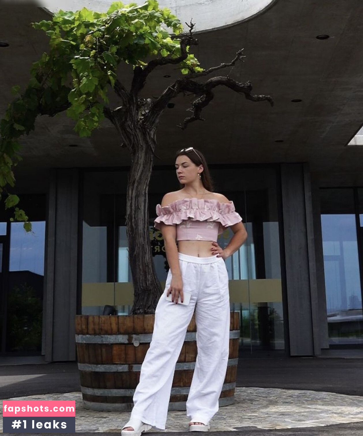 Veronica Kreidl Filtración Desnuda OnlyFans Foto #16 - Fapshots