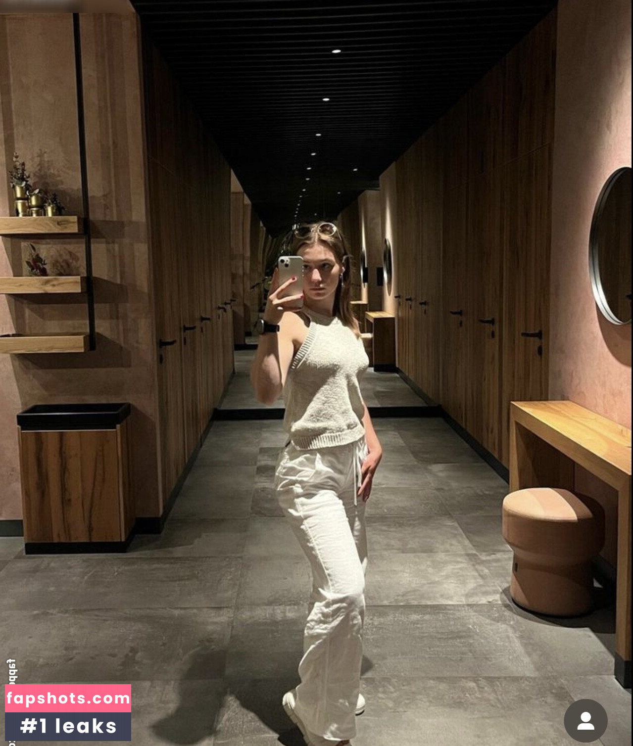 Veronica Kreidl Filtración Desnuda OnlyFans Foto #23 - Fapshots