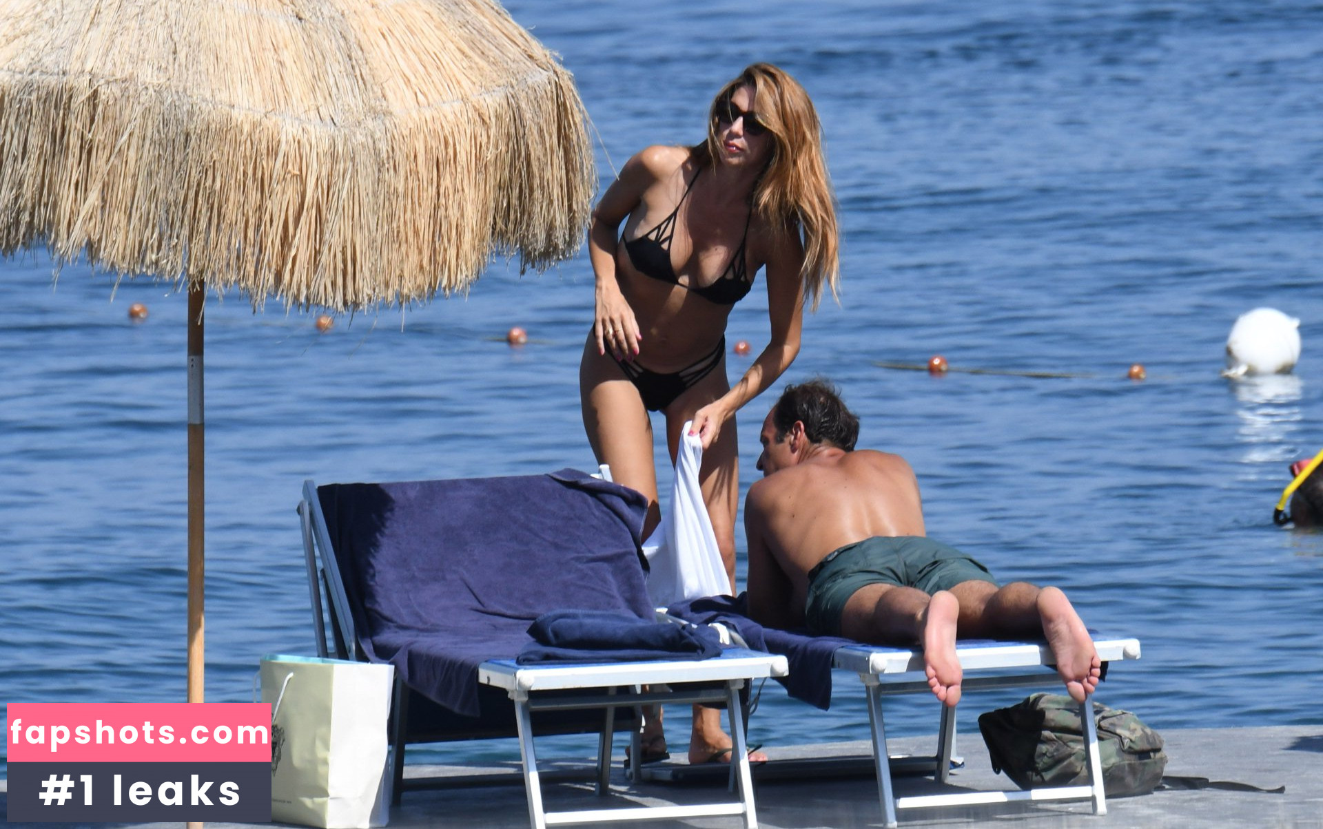 Veronica Maya gallery photo #5