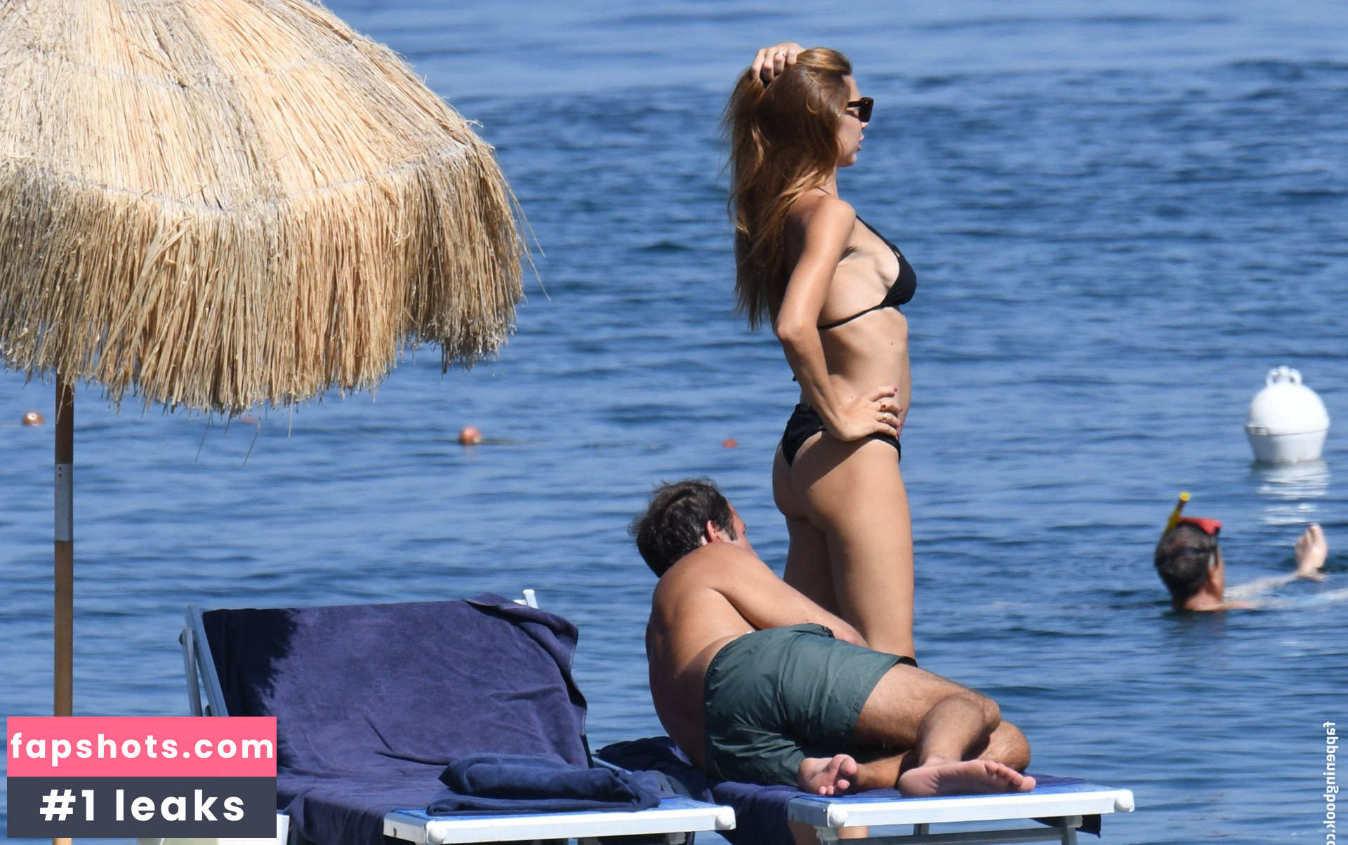 Veronica Maya gallery photo #7