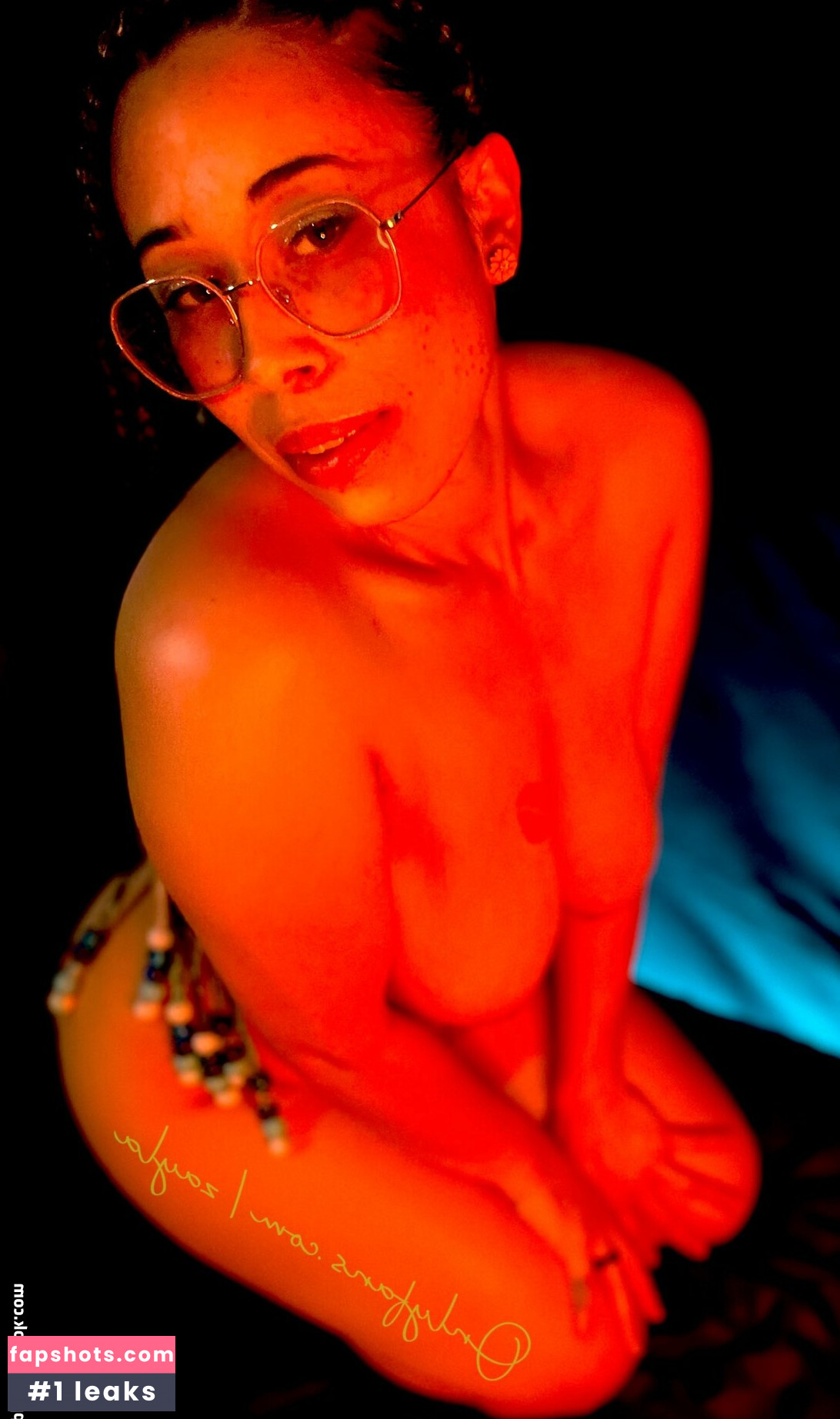 Veronica Oviedo gallery photo #11