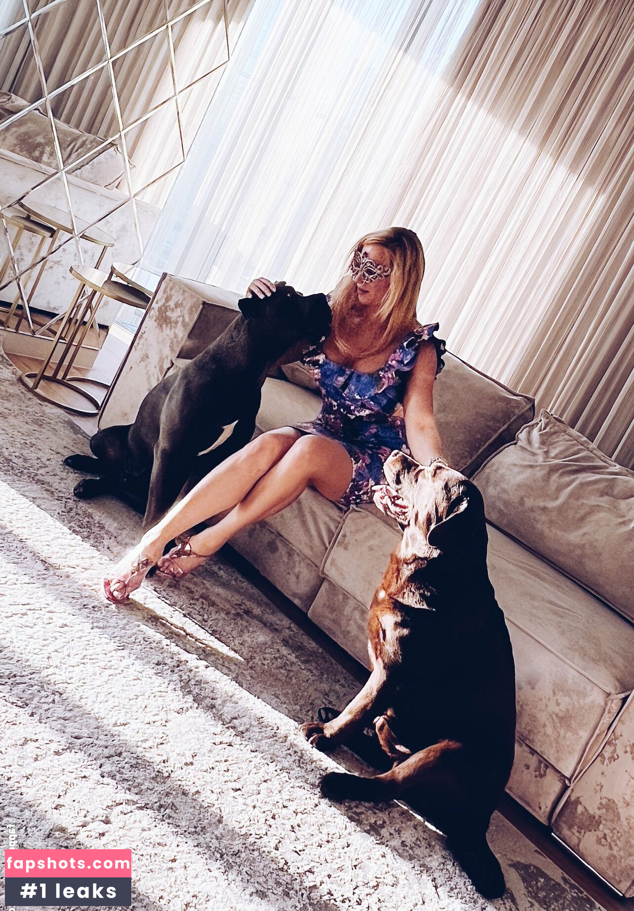 Veronica Silesto gallery photo #48