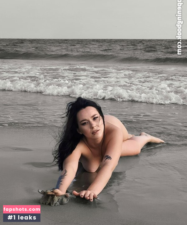 Veronika Kudinenko gallery photo #16