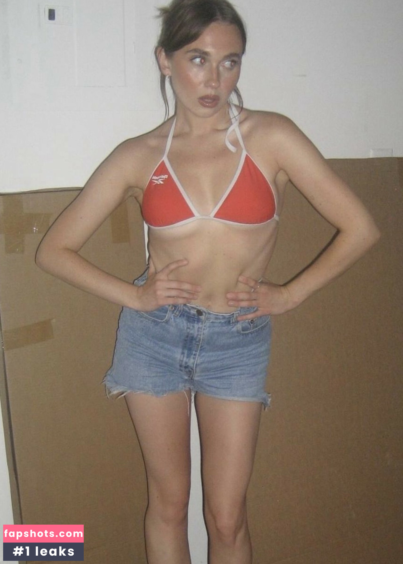 Veronika Slowikowska gallery photo #5