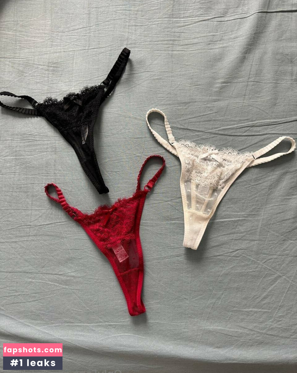 vertuta Nude Leaks OnlyFans Photos #30 - LeakJerk