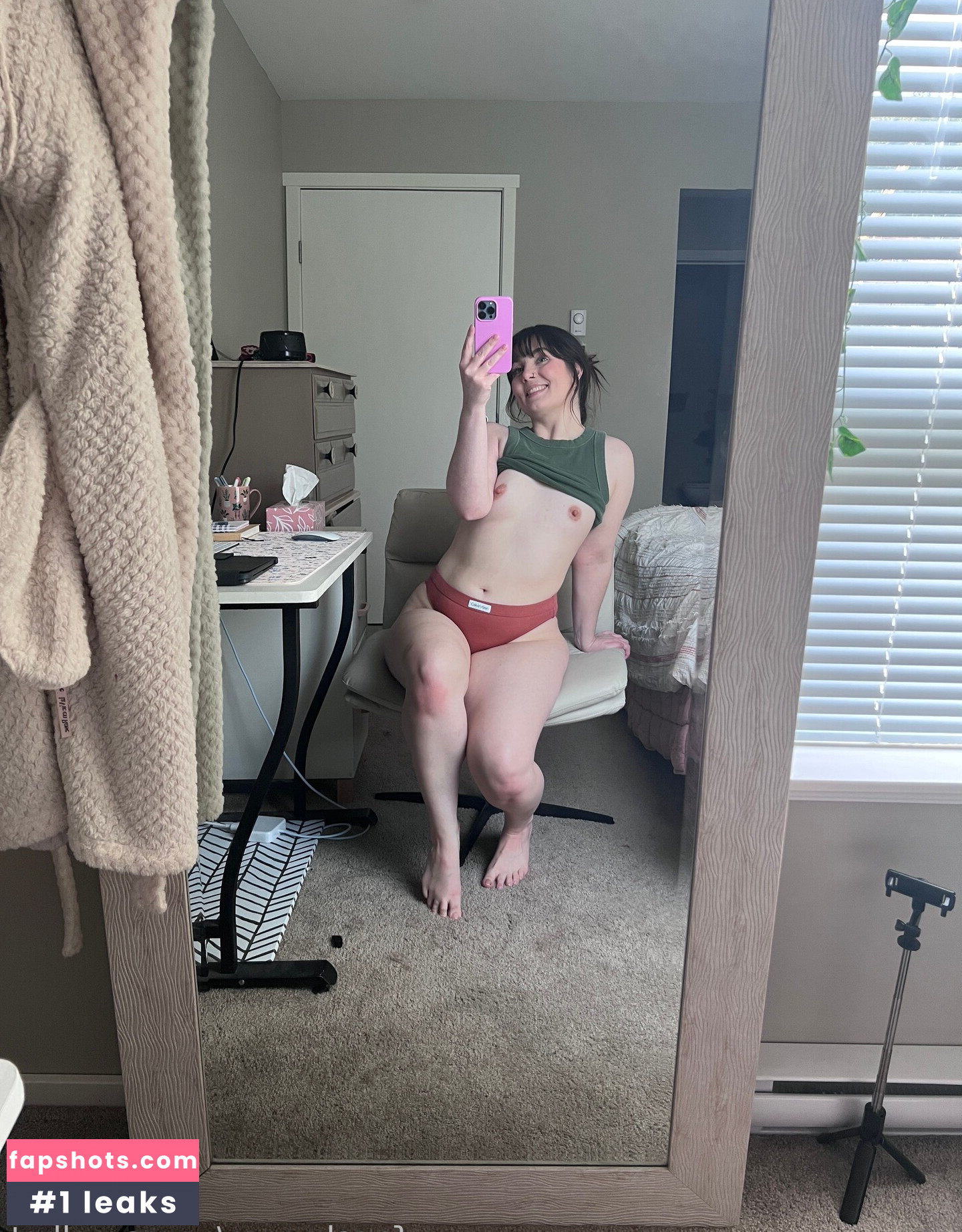 Verysmolhat gallery photo #15