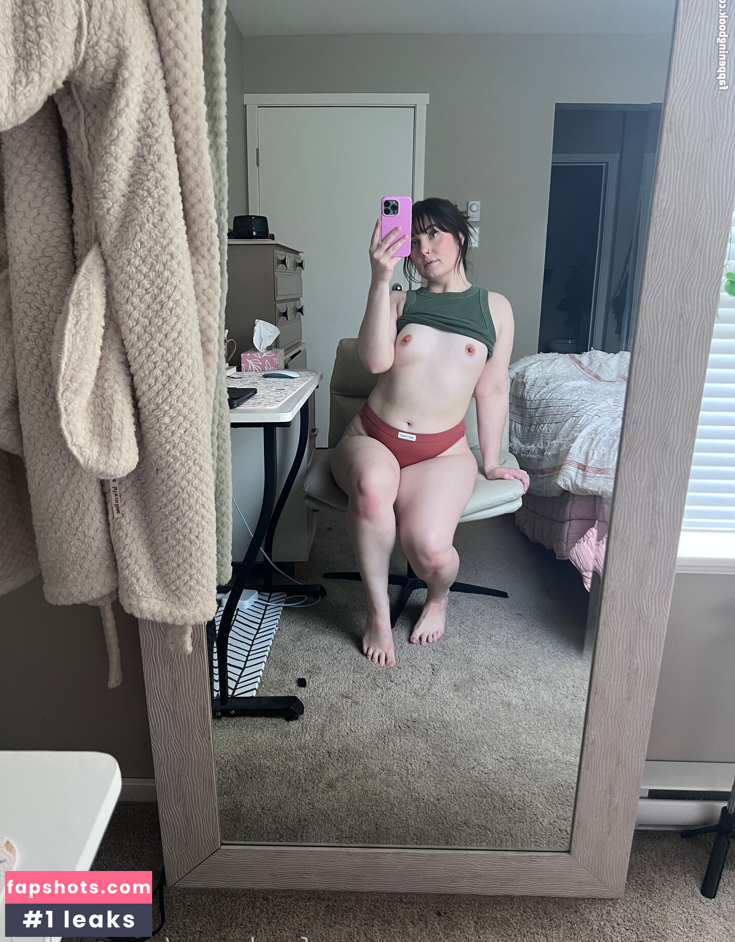 Verysmolhat gallery photo #16