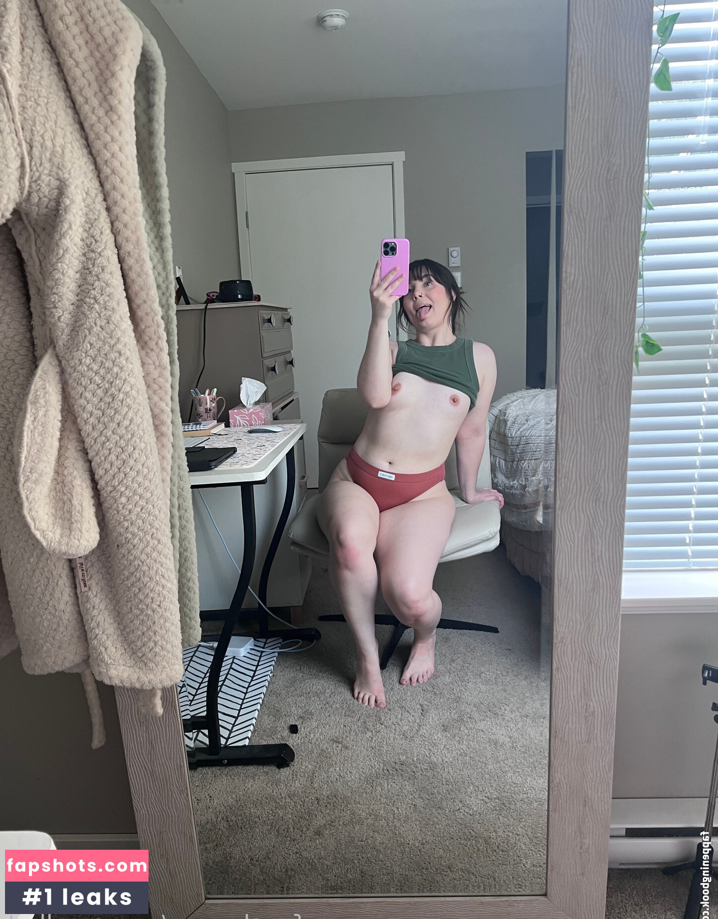 Verysmolhat gallery photo #6