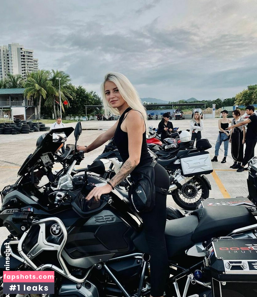 Veta George Models nude babe gallery