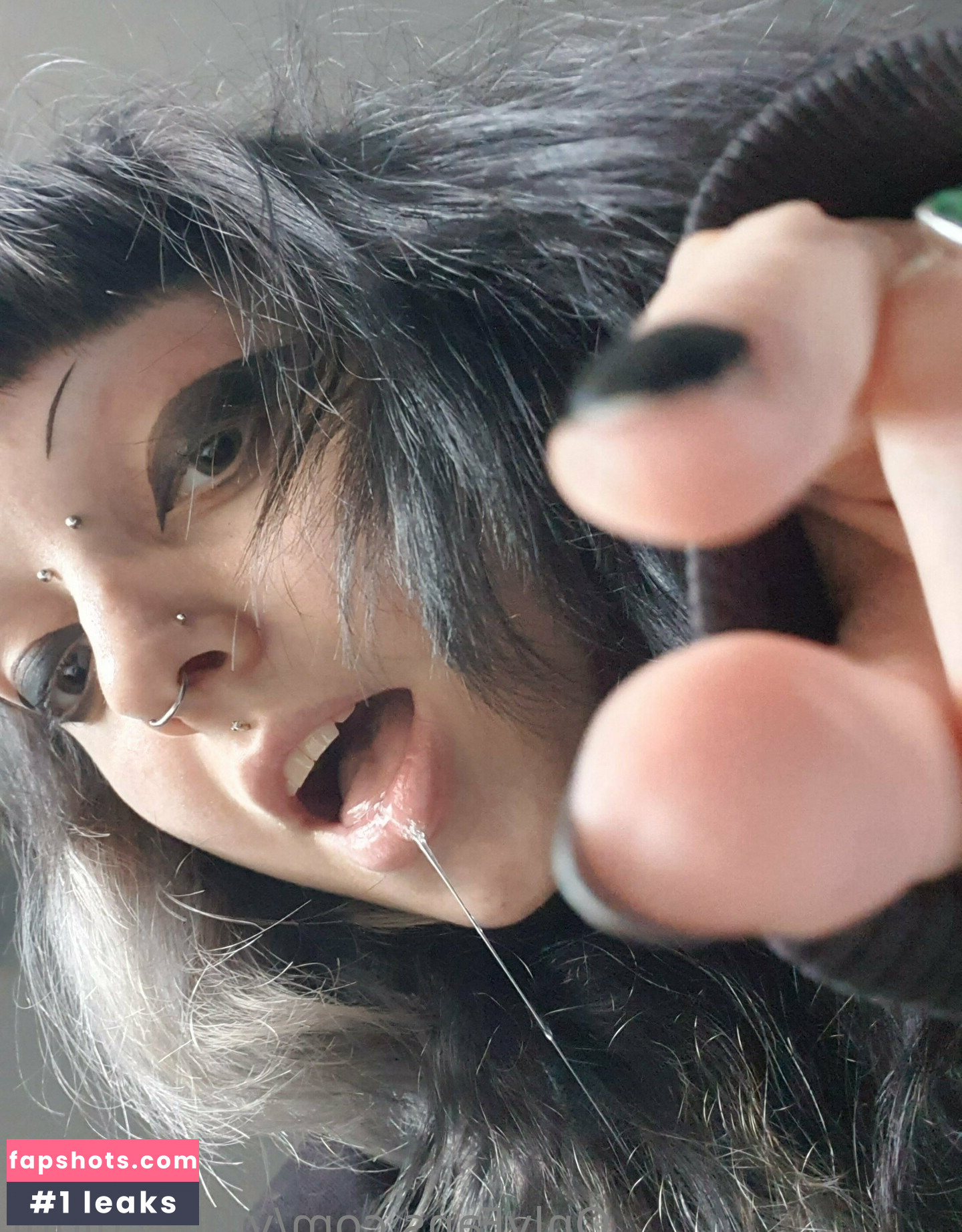 vi0let_night gallery photo #25