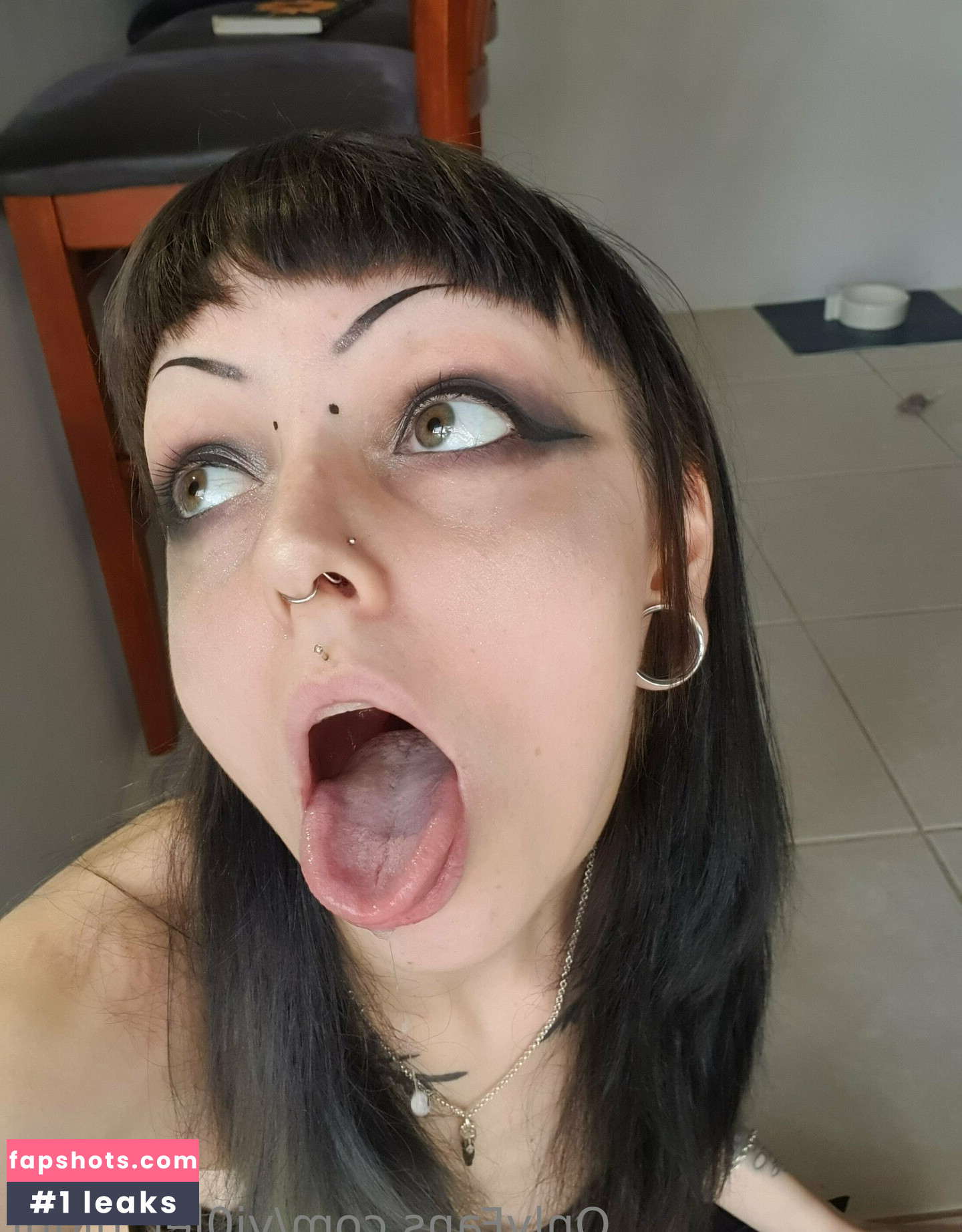 vi0let_night gallery photo #48