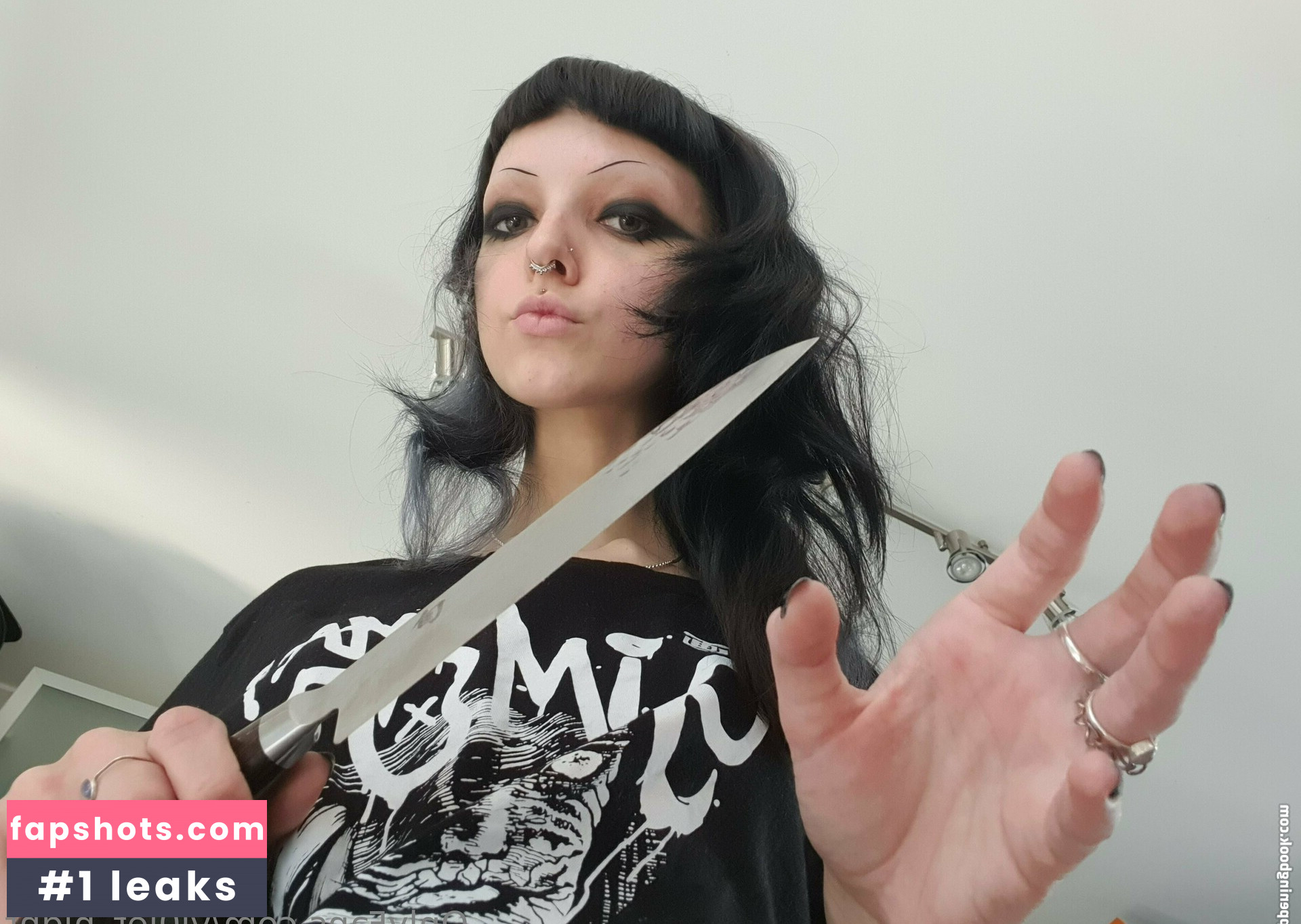 vi0let_night gallery photo #58