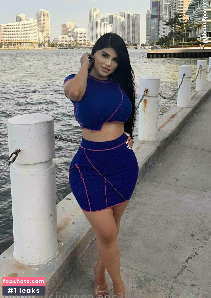 vianeyfree Nude Leaks OnlyFans Photos #113 - LeakJerk