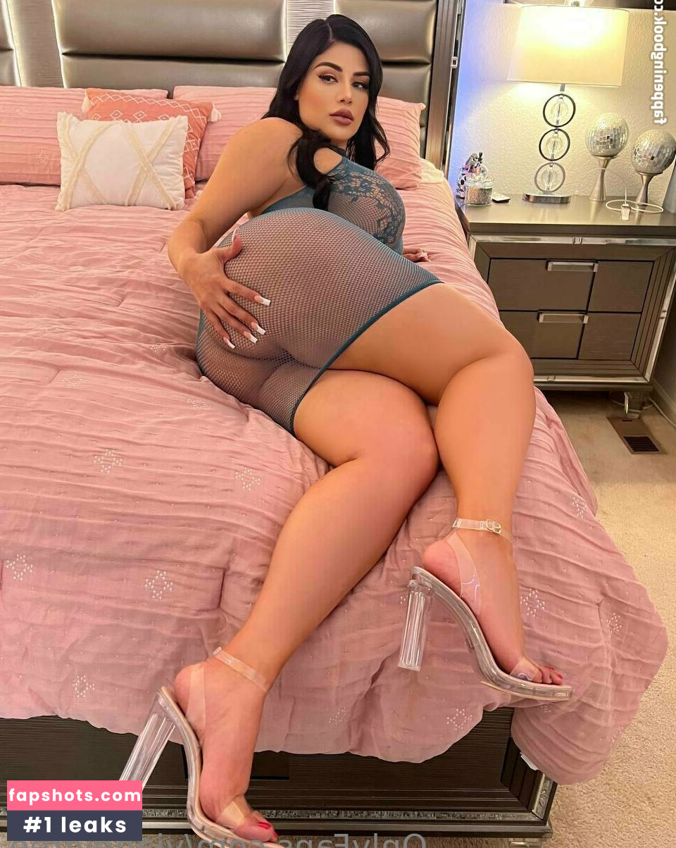 vianeyfree Nude Leaks OnlyFans Photos #98 - LeakJerk