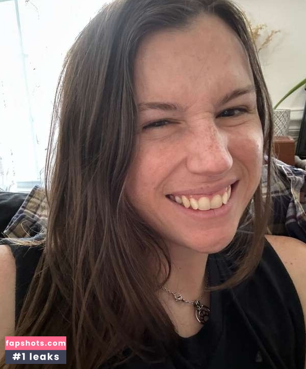 VibingWithVal gallery photo #13