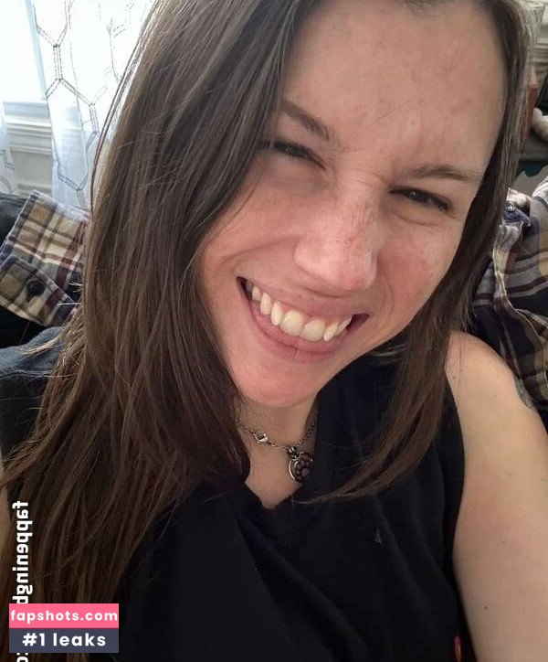 VibingWithVal gallery photo #10