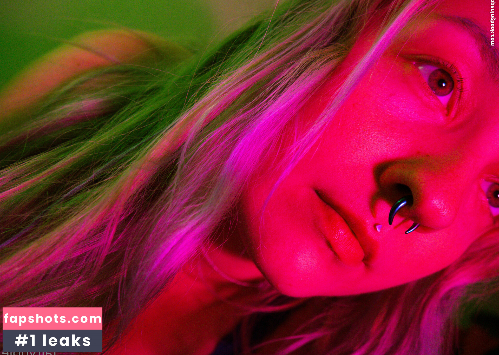 vibrosphere Nahé úniky fotek pouze od fanoušků #4 - Fapshots