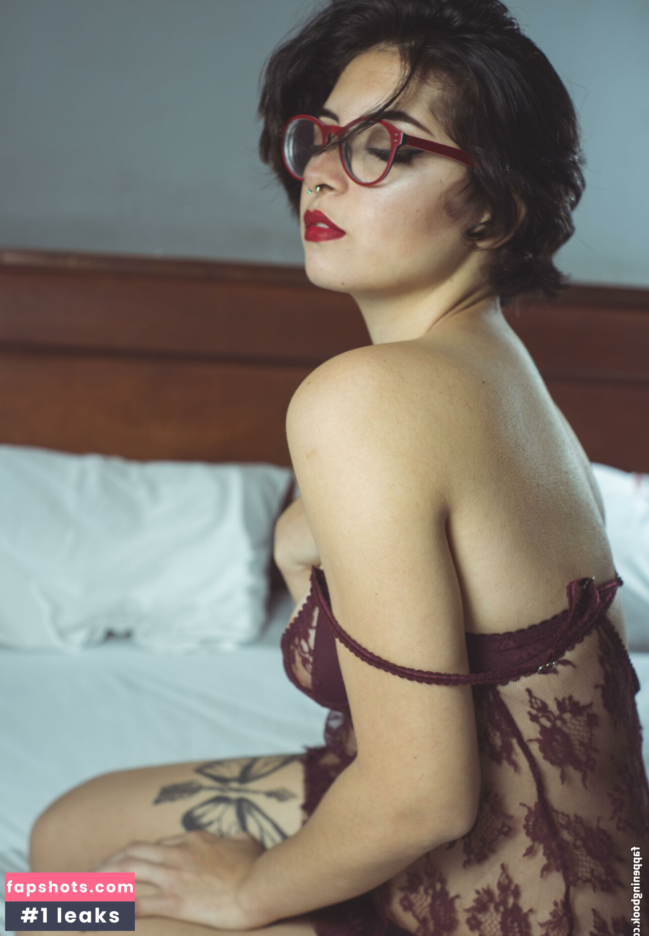 Vic Dagata gallery photo #52