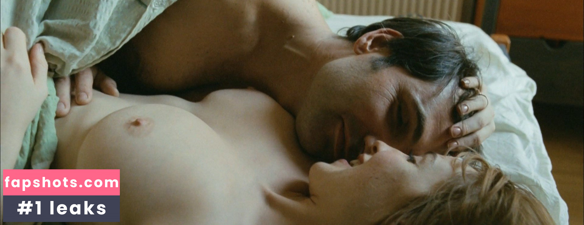 Vica Kerekes gallery photo #18