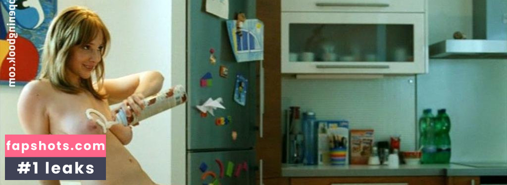 Vica Kerekes gallery photo #30