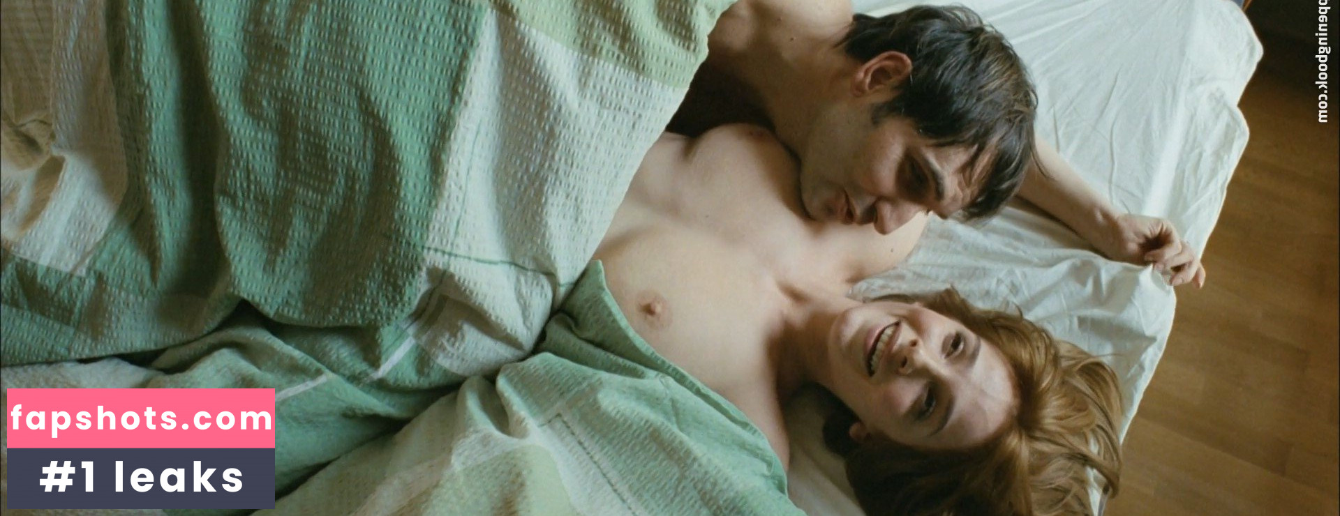 Vica Kerekes gallery photo #10