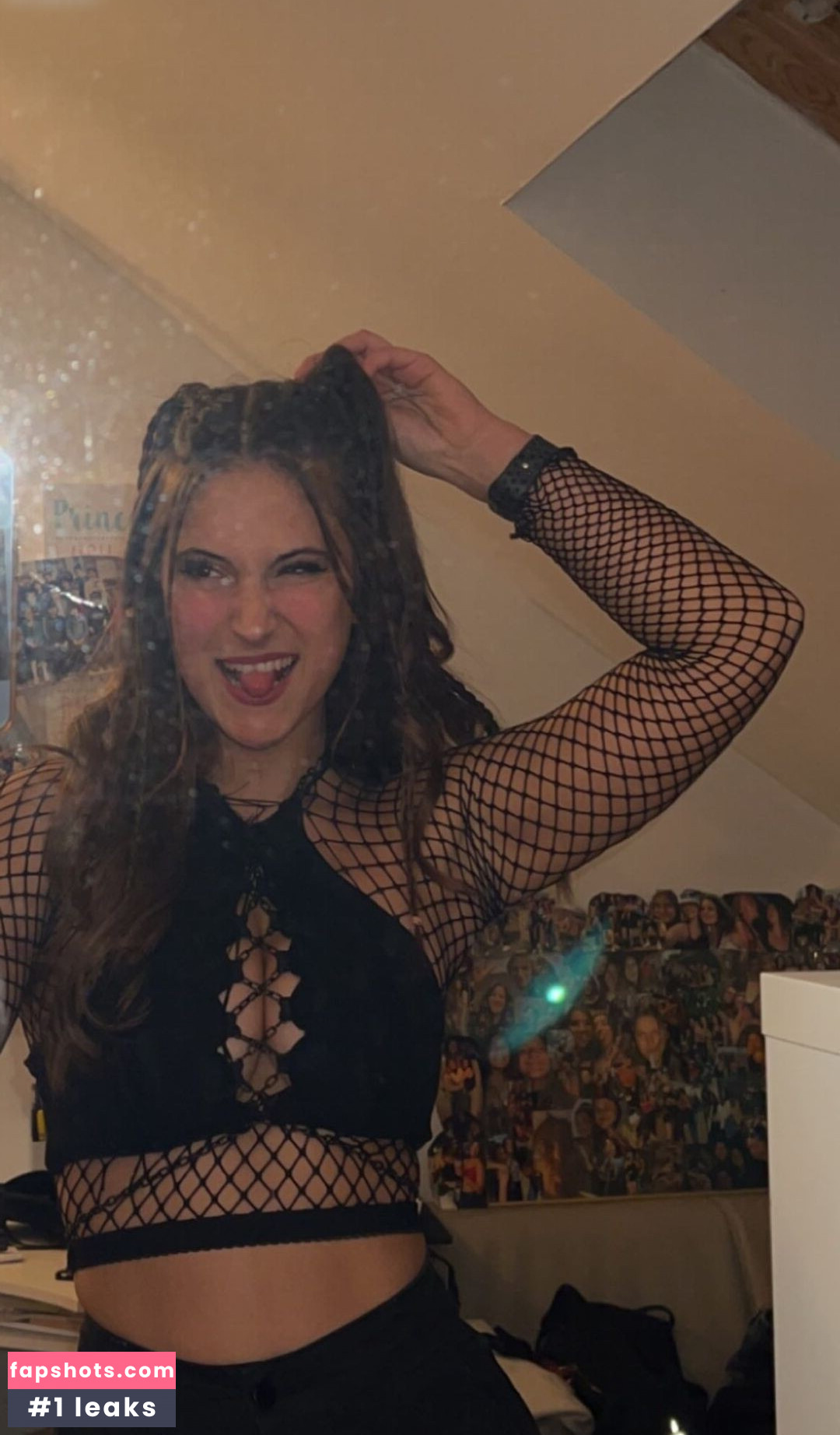 Vici gallery photo #50