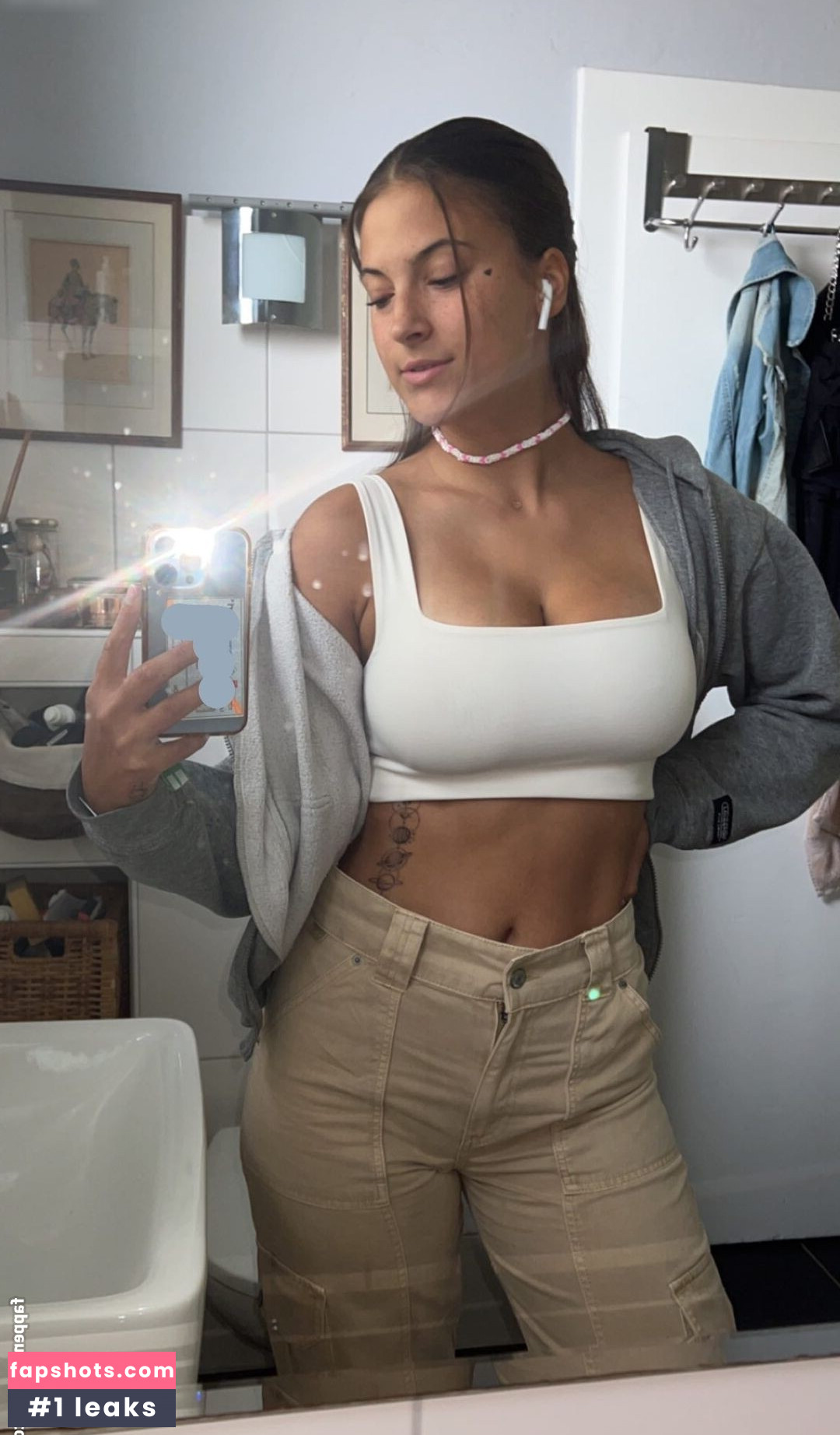 Vici gallery photo #55