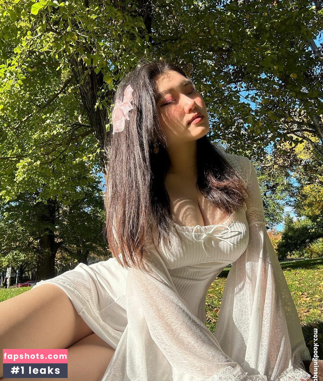 Vicki Mranrr gallery photo #52