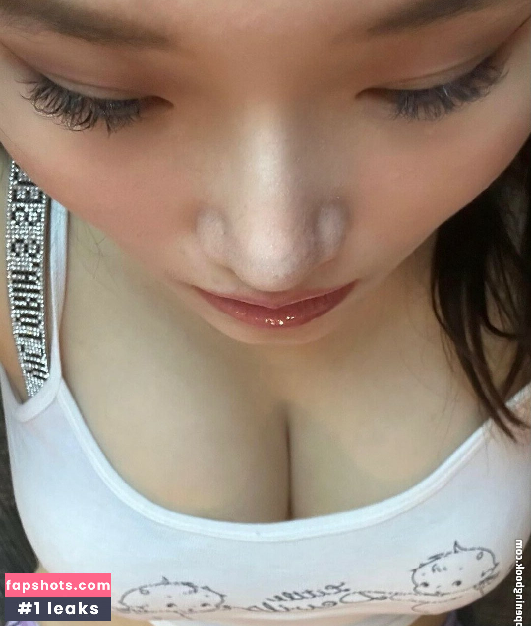 Vicki Mranrr gallery photo #72