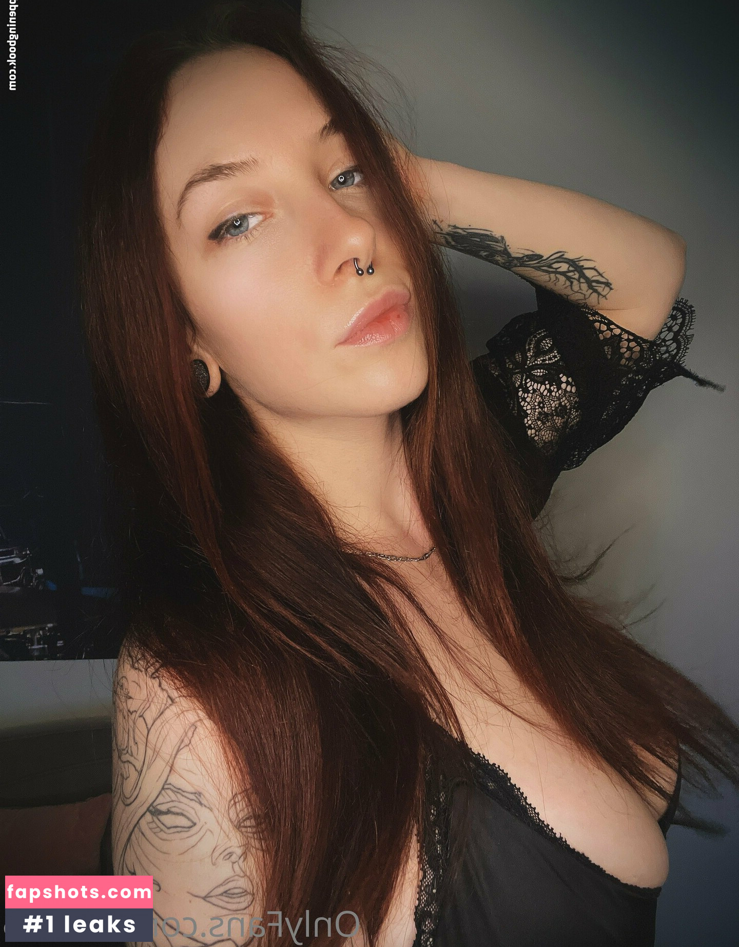 vicki25 gallery photo #23