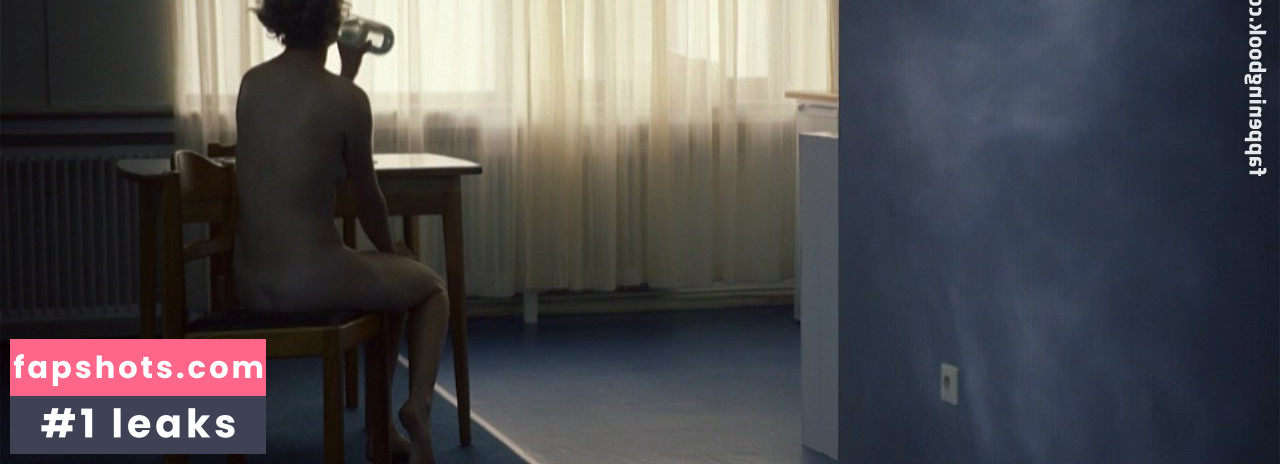 Vicky Krieps Nahé úniky fotek pouze od fanoušků #38 - Fapshots