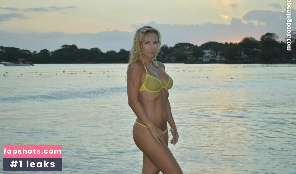 victoaria.ww Nude Leaks OnlyFans Photos #5 - LeakJerk