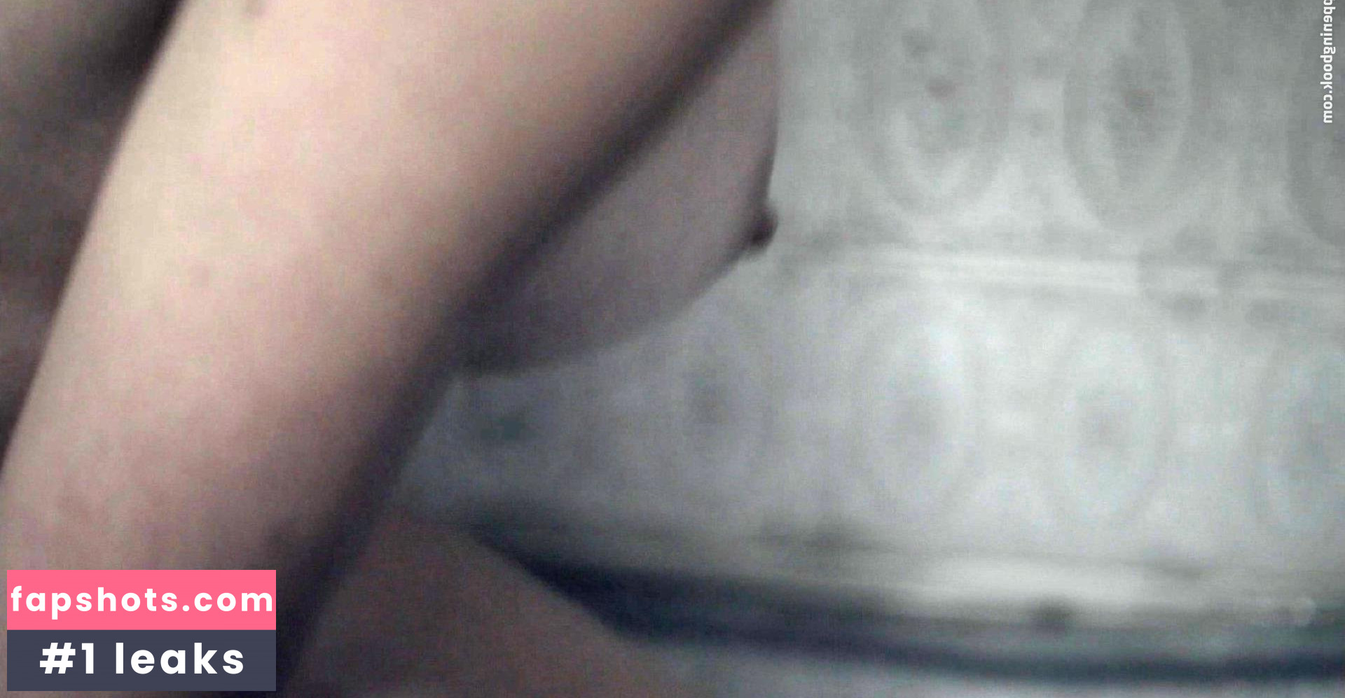 Victoria Almeida gallery photo #12